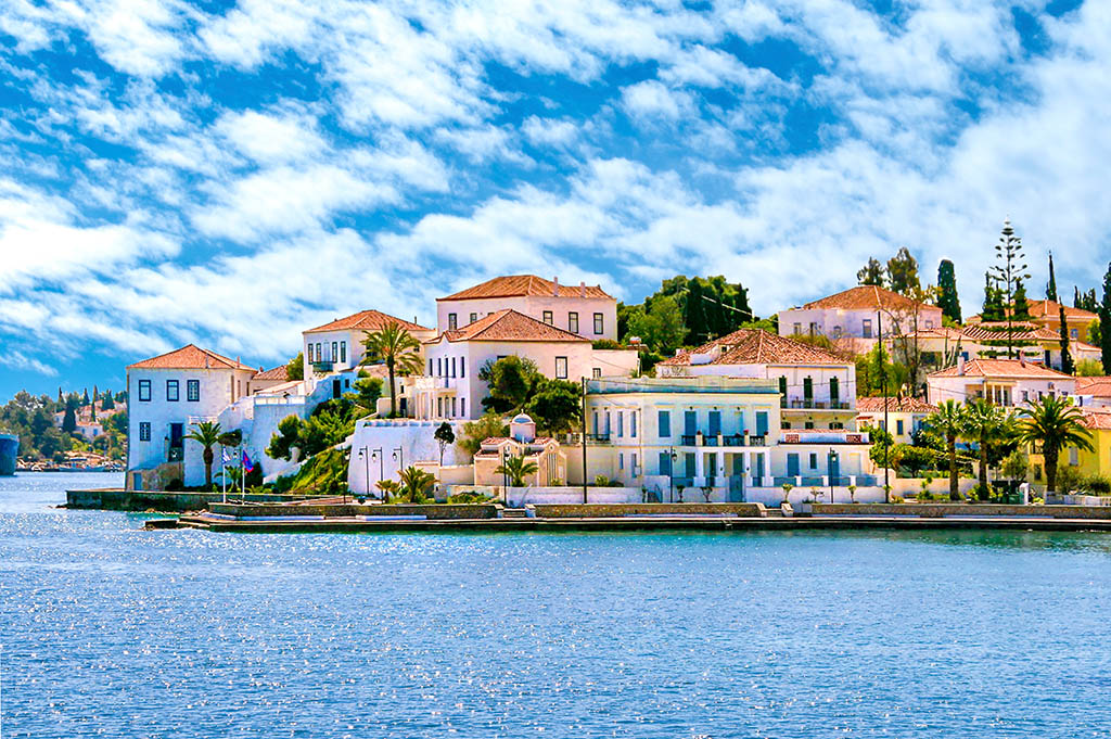 spetses-eksairetika-mouseia
